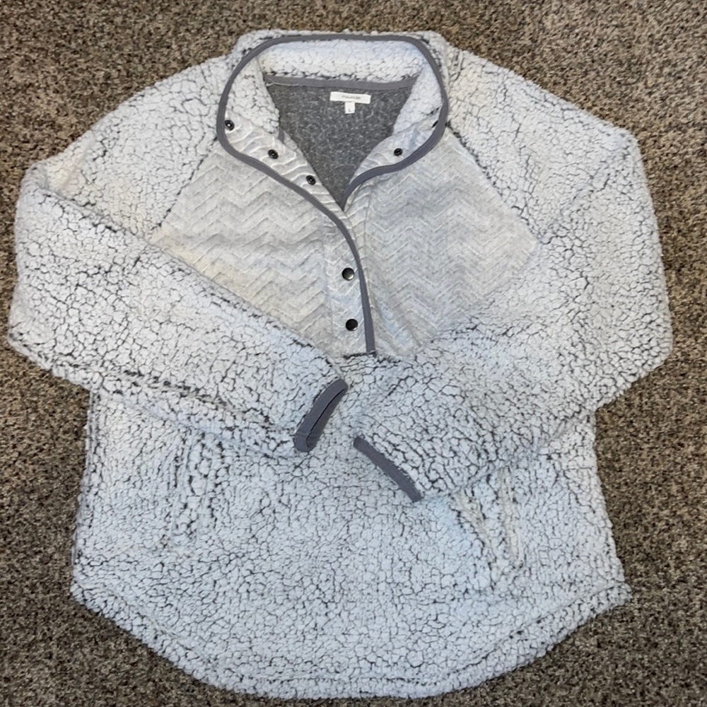 Maurices Grey Sherpa Pullover - size L